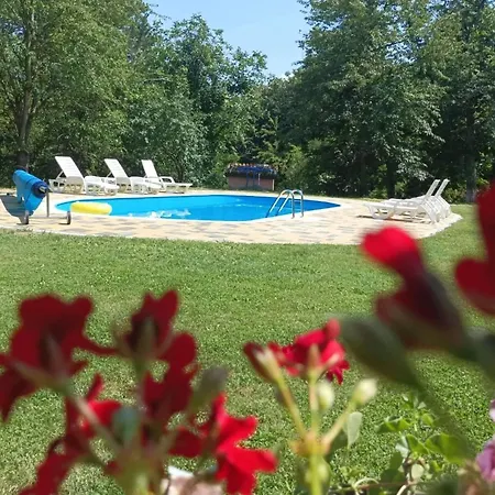 בית הארחה Complex Ovchaga *